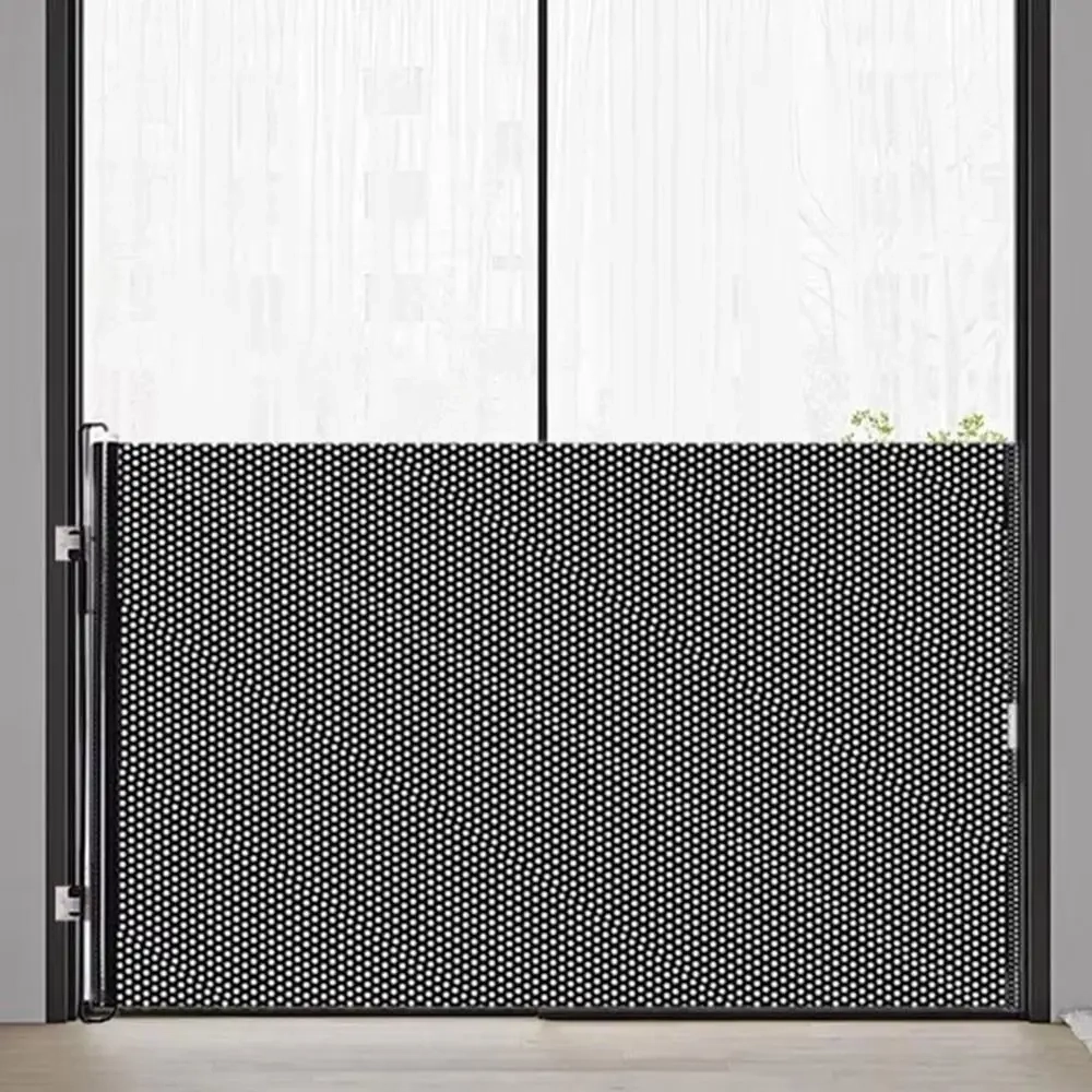 Retractable Mesh Pet Barrier - Image 4