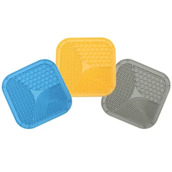 Silicone Suction Cup Lick Pad Slow Feeder for Dogs and Cats